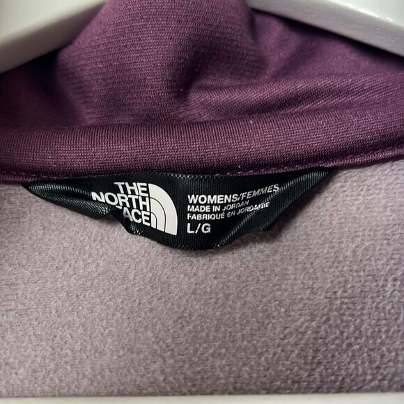 Woman’s The North Face 1/4 Zip - Picture 5 of 8